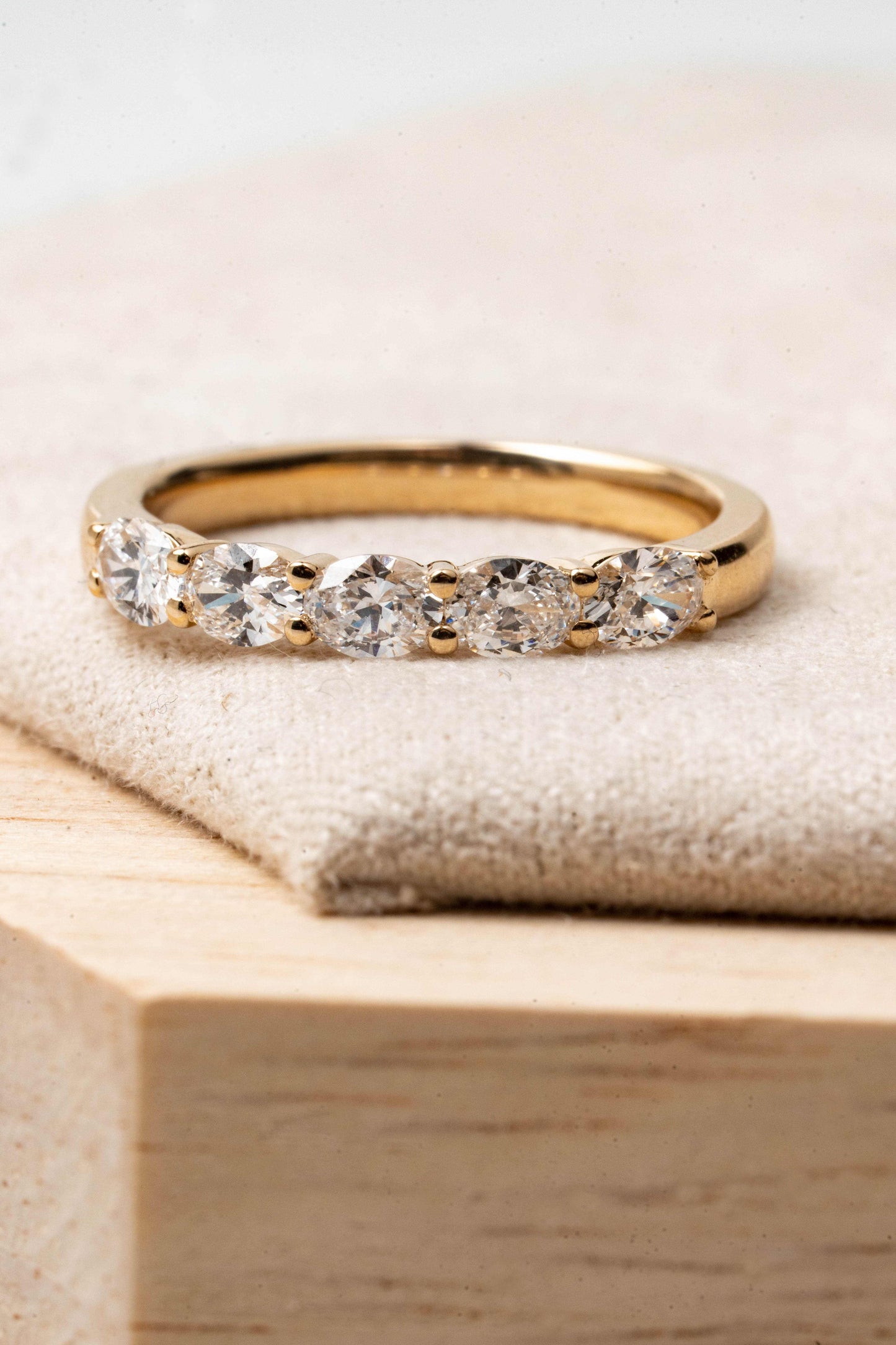 14k Yellow Gold 5-Stone Oval Created Diamond Wedding Band