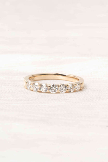 14k Yellow Gold 7-Stone Round Created Diamond Wedding Band