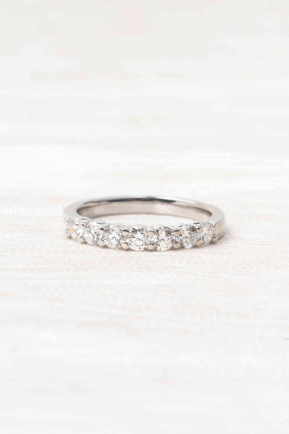 14k White Gold 7-Stone Round Created Diamond Wedding Band