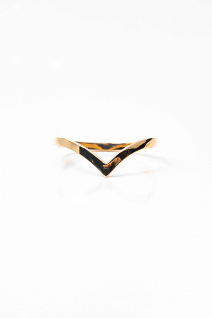 14k Yellow Gold Wing Tip Wave Stacking Ring