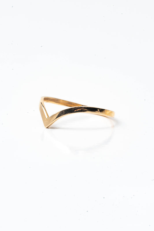 14k Yellow Gold Wing Tip Wave Stacking Ring